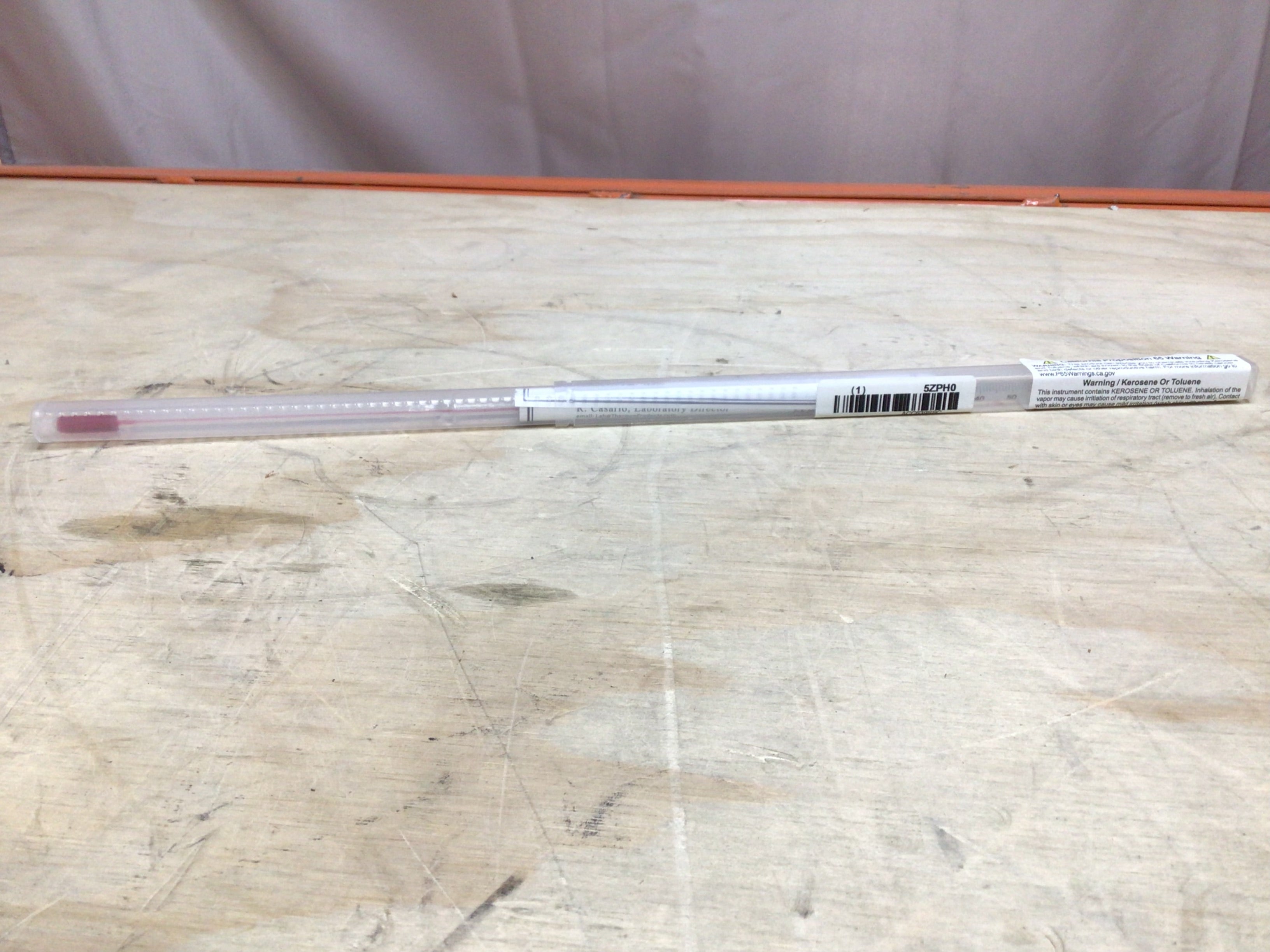 THERMCO ACC639SSC Liquid In Glass Thermometer,0 to 200C (8133103223022)